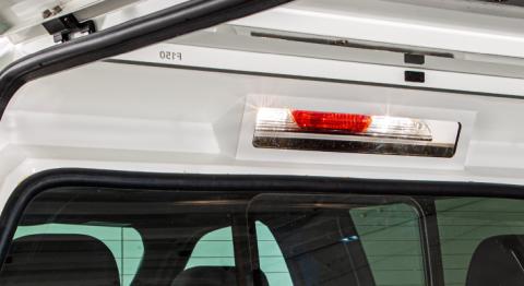 Tacoma Truck Bed Cap SmartCap EVOc Commercial White For 24-Present Toyota Tacoma 6 Foot Standard Bed RSI SmartCap