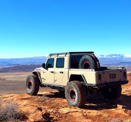 Full Bed Replacement Kit for Jeep JT Gladiator Motobilt