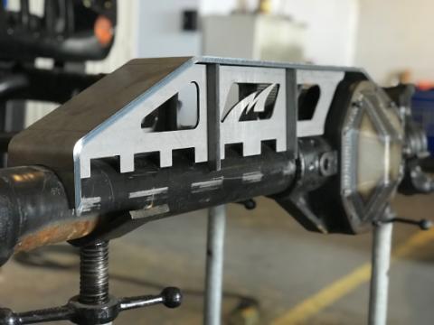 Ford Super Duty Dana 60 Axle Truss Motobilt