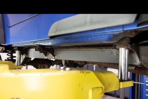 Rust Buster 1997-2006 Jeep Wrangler TJ & Wrangler Unlimited LJ Center Frame Section with Skid Plate Mount RB3062