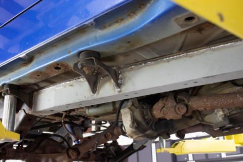 Rust Buster 1997-2006 Jeep Wrangler TJ & Wrangler Unlimited LJ Center Frame Section with Skid Plate Mount RB3062
