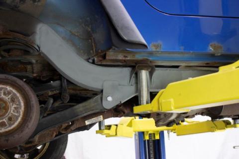 Rust Buster 1997-2006 Jeep Wrangler TJ Full Center Frame with Trail Arm Mount RB3061 RB3063