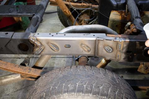Rust Buster 1999-2006 Chevy Silverado & GMC Sierra 1500 6ft Bed Over-Axle Frame Section RB7321
