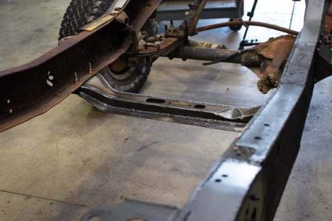 Transmission Crossmember For 1973-1987 Chevy K10 Rust Buster Frameworks
