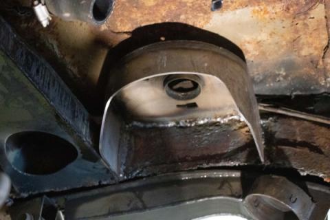 Rear Upper Coil Spring Bucket For Avalanche/Suburban/Yukon Driver Side Rust Buster Frameworks