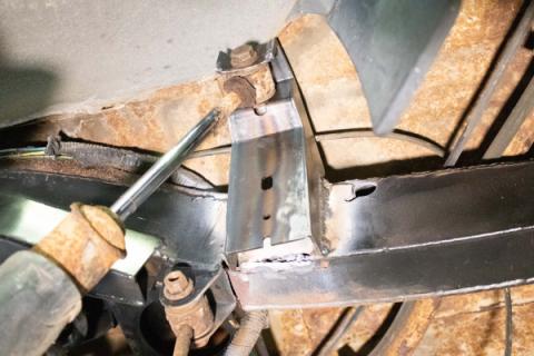 Rear Upper Shock Mount For Avalanche/Suburban/Yukon Driver Side Rust Buster Frameworks