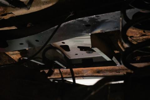 Spare Tire Plate Mounting Plate For Avalanche/Suburban/Yukon Rust Buster Frameworks
