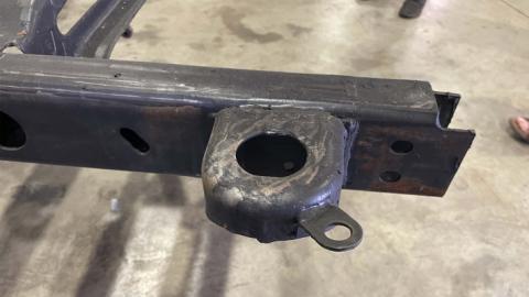 Rear Body Frame Mount For Avalanche/Suburban/Yukon Rust Buster Frameworks