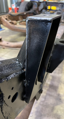 Rust Buster 2004-2012 Colorado Front Bed Mount RB7512