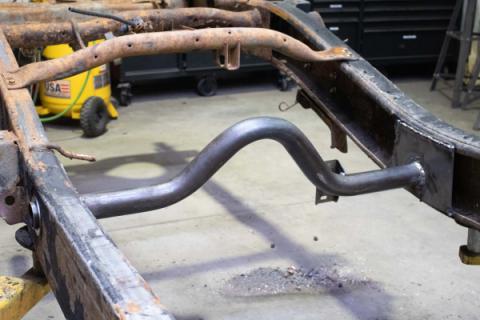 Driveshaft Crossmember For 2001-2010 GM Pickups Rust Buster