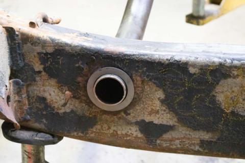 Driveshaft Crossmember For 2001-2010 GM Pickups Rust Buster