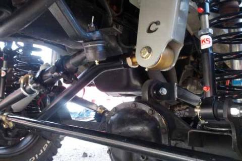 Jeep Adjustable Front Trackbar W/Bracket 1984-2001 XJ/ZJ Clayton Off Road