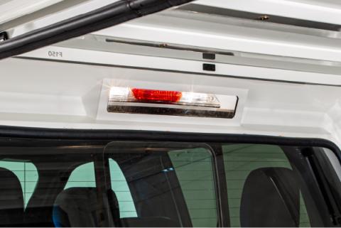 Silverado/Sierra Truck Bed Cap SmartCap EVOc Commercial OEM White 20-24 Chevrolet Silverado/Sierra 2500/3500 HD 6.5 Foot Standard Bed SmartCap