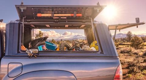 Truck Bed Cap SmartCap EVOd Defender Matte Black For 24-Present Toyota Tacoma 5 Foot Short Bed RSI SmartCap