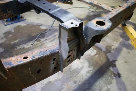 09-14 F150 Regular Cab 8.0 Foot Bed 4x4 Forward Bed Mount Rust Buster Frameworks