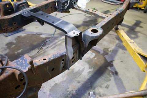 09-14 F150 Regular Cab 8.0 Foot Bed 4x4 Forward Bed Mount Rust Buster Frameworks