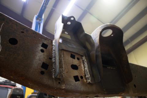 09-14 F150 Regular Cab 8.0 Foot Bed 4x4 Forward Bed Mount Rust Buster Frameworks