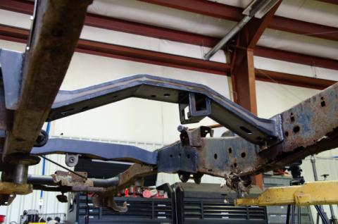 04-08 F150 4x4 SuperCab 6.5 Foot Bed Forward Gas Tank Crossmember Rust Buster Frameworks