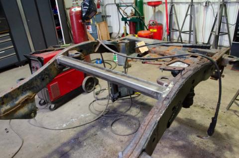 06-10 Hummer H3 Fuel Tank Crossmember Rust Buster Frameworks