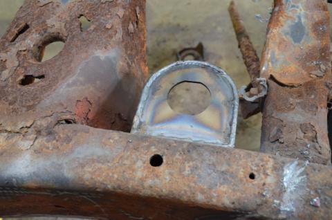 Inner Rear Body Mount For 2002-2009 Chevy Trailblazer Rust Buster