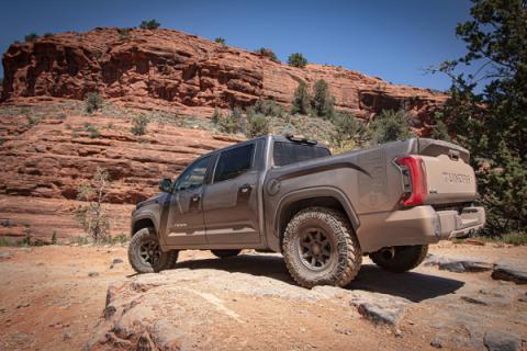 2022-2025 Toyota Tundra 0-3 Inch Lift Stage 2 2.5 Exp Suspension System Billet Icon Vehicle Dynamics