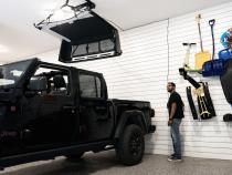 HOSS Storage Hardtop Hoist For Jeep 2018-Current Wrangler JL Black Bestop