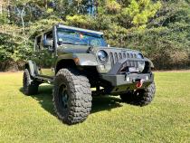 Crusher HD Front Bumper for Jeep JK/JKU with BullBar and Skidplate Motobilt
