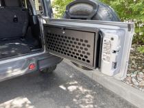 Tailgate Lockbox - 18-22 Wrangler JL MOLLE Panel Black Tuffy Security Products
